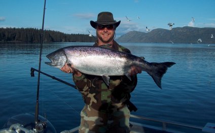 Dave scores a King Salmon