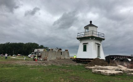 Where is the Ohio River Port Clinton?